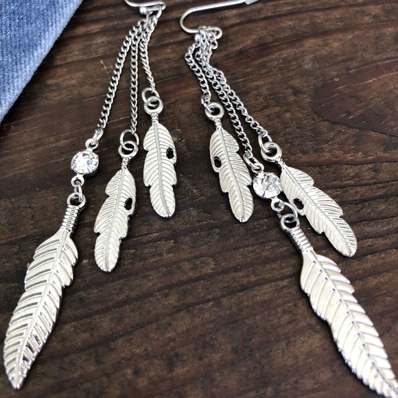 Alquimia Jewelry - DIAMOND TASSEL 18K WHITE GOLD PLATED EARRINGS